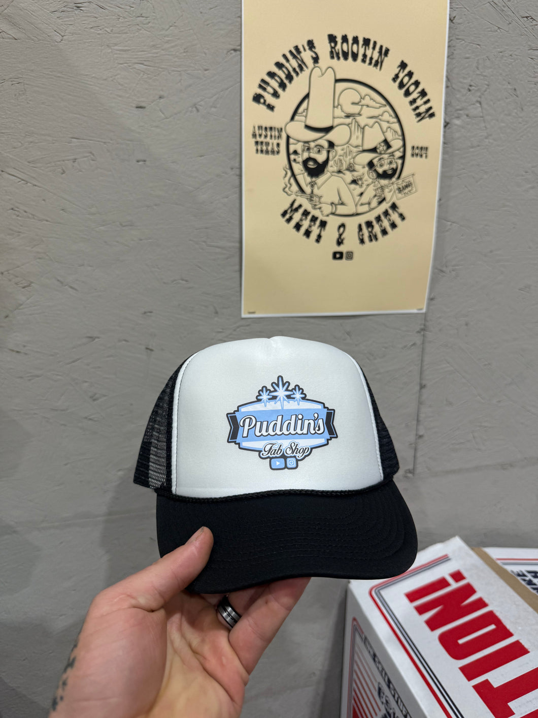 White front/Black Foam Hat